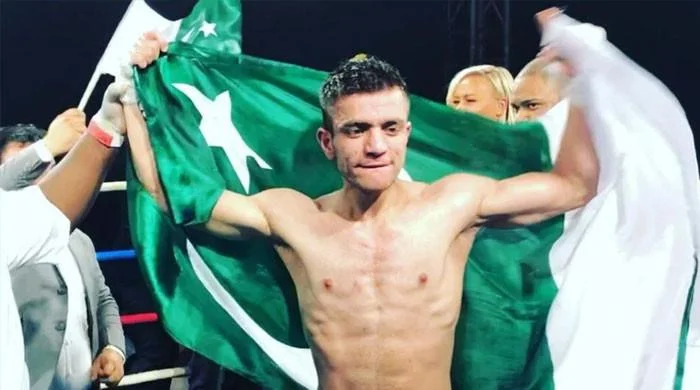 Pakistan's Usman Wazeer knocks down Indian boxer in just 65 seconds