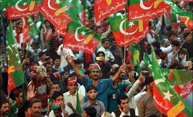 what charges pti leaders face over alleged assault on police at islamabad rally