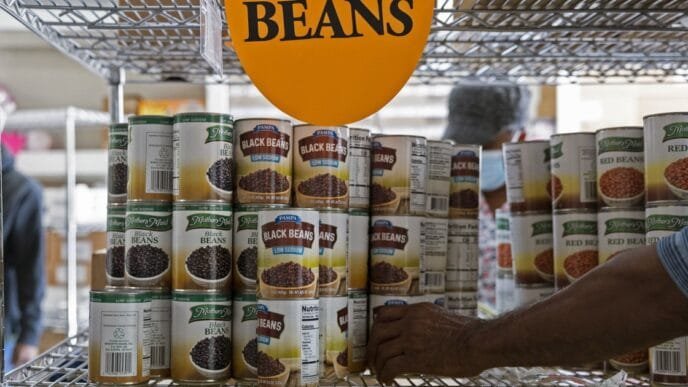 In key swing states, the lines at food banks are growing longer