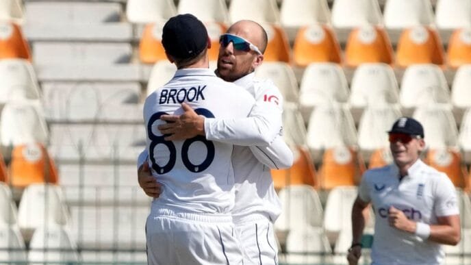 Jack Leach gives England early joy before Pakistan recovery