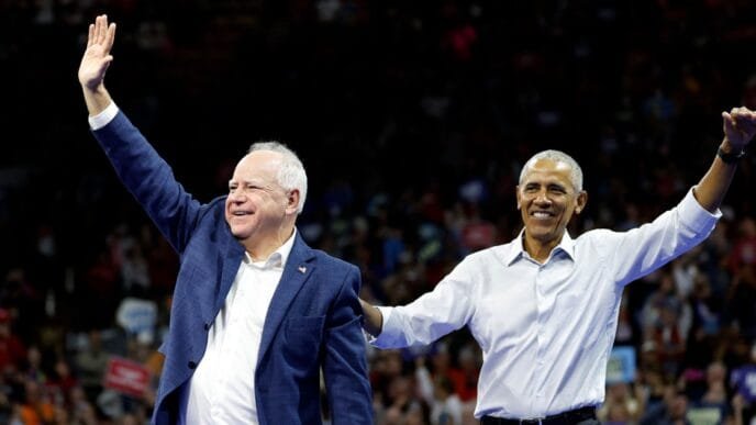 Obama rallies Democrats in Wisconsin as they fret over 'coin flip' election