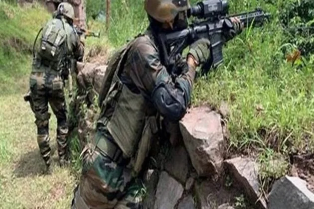 Exchange of fire between terrorists, security forces in forest area of Srinagar
