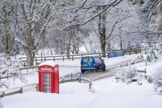 One dead as snow, rain, and winds cause disruption