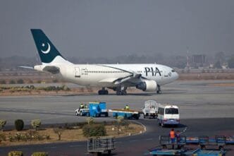 Punjab Govt shows bidding interest in PIA, considers launching 'Air Punjab'