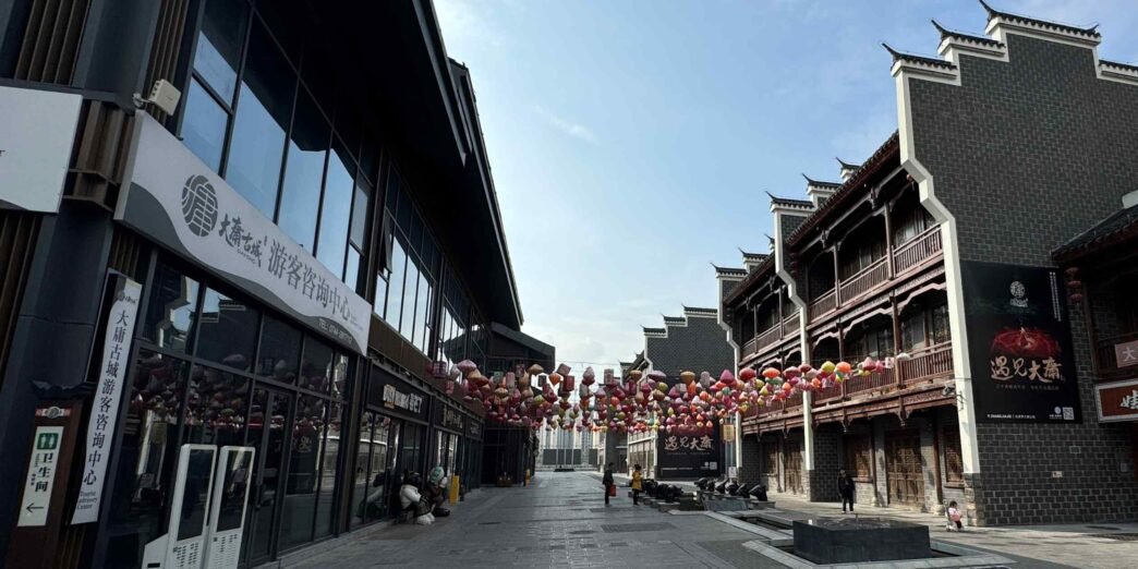 China's theme parks lose their magic, with 40% earning no profit
