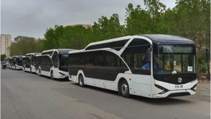 First Batch of Electric Buses Lands in Islamabad to Boost Public Transport