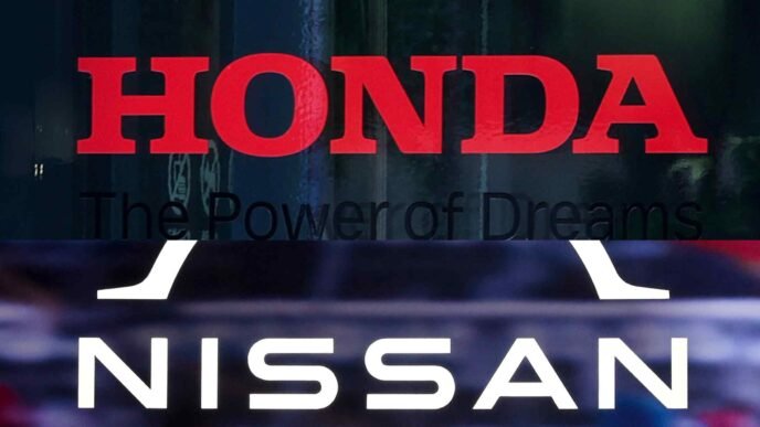 Honda and Nissan aim to launch holding company with Honda's leadership