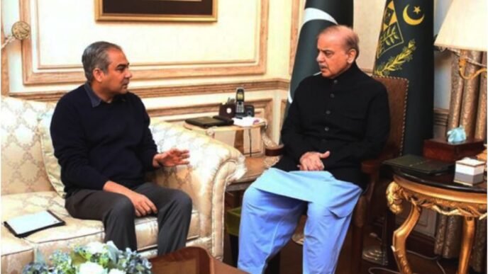 Mohsin Naqvi meets PM Shehbaz to discuss security situation