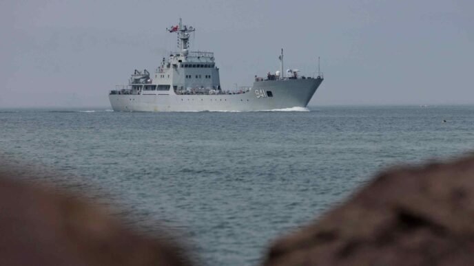 Taiwan reports near doubling of Chinese warships nearby