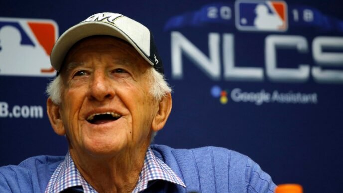 Bob Uecker, beloved baseball announcer and 'Major League' actor, dies at 90