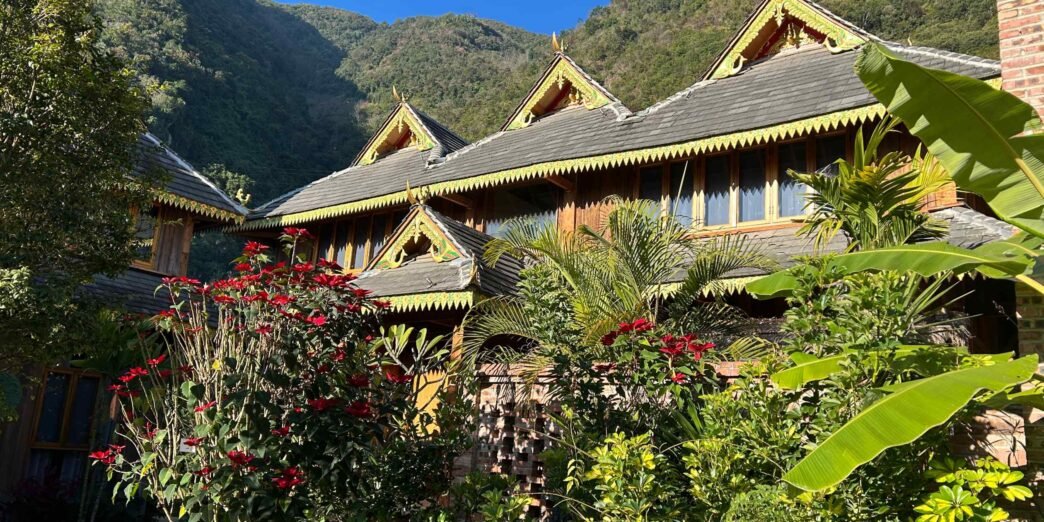 China coffee farm stirs social media buzz with hotel