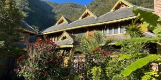 China coffee farm stirs social media buzz with hotel