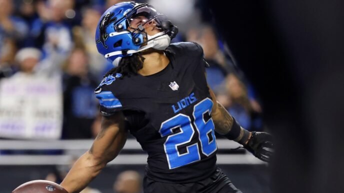 Jahmyr Gibbs shines for Lions as Detroit throttles Minnesota, plus big games from Bo Nix and Mike Evans