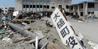Japan megaquake would leave half a million without shelter: survey