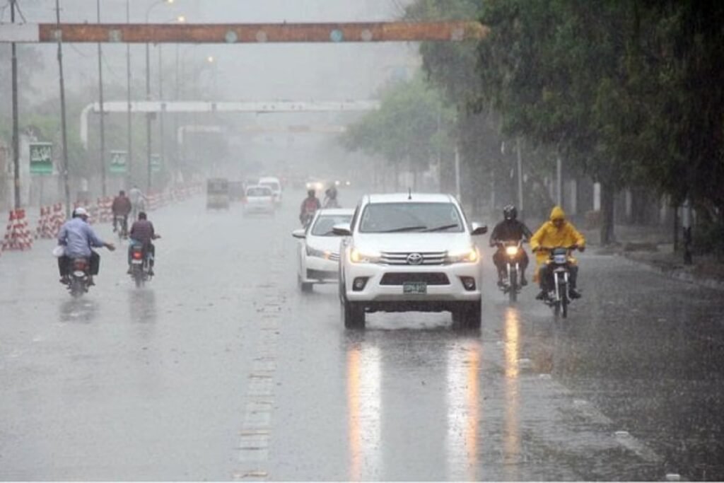 Light rain expected in Karachi