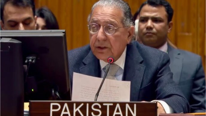 Pakistan calls for resolving Yemen conflict through dialogue  