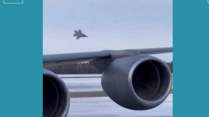 Video captures Air Force F-35 fighter jet crash at Alaska base