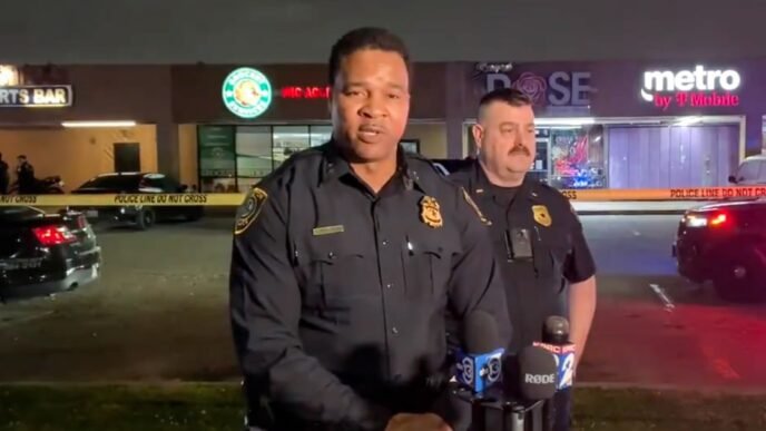 6 wounded, 4 critically, in shooting at Houston nightclub