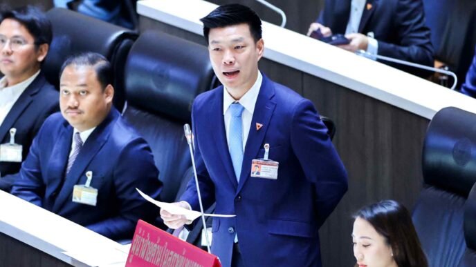 Annual Thai censure debate centers on Thaksin Shinawatra's political role