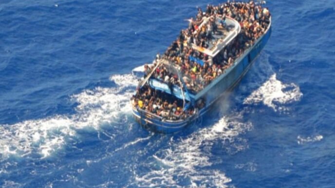 FIA arrests four human smugglers from Gujranwala
