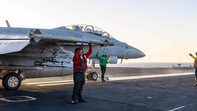 Former national security officials say air strike plans shared with journalist should have been classified