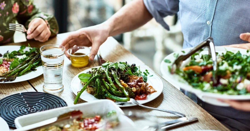 Healthy eating increases odds of reaching 70 without chronic disease, study says