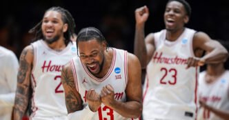 Houston beats Tennessee, becoming the third No. 1 seed to reach the NCAA's Final Four