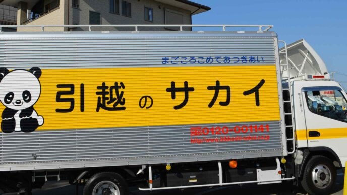 Japan trucking sector eyes drivers from Indonesia, Vietnam amid shortage