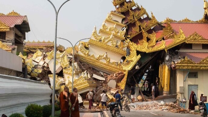 Myanmar quake death toll passes 1,640 as first foreign aid arrives