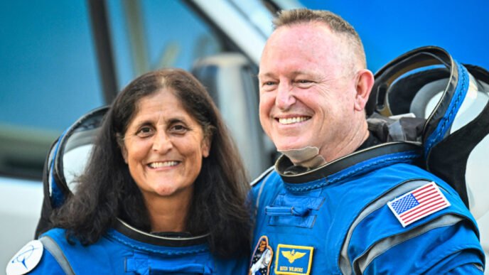 NASA astronauts to speak about being 'stuck' in space for 9 months