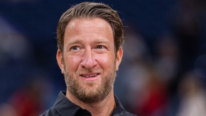 The White House's Barstool problem