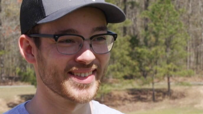 Viral star known for good deeds has a field day with Kansas City Royals' request for opening day help