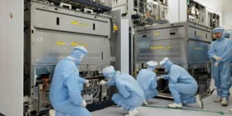 ASML to quintuple advanced EUV chip tools staff in Japan