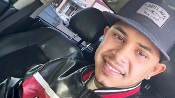 After a month of searching, man learns from NBC News that DHS sent his brother to El Salvador