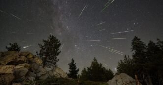 Annual Lyrid meteor shower peaks overnight Monday