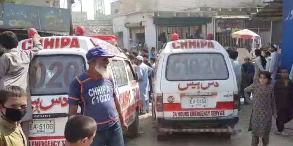 At least five dead in Lahore cylinder blast