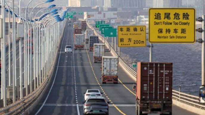 China hikes tariffs on U.S. to 125%, says it will stop there