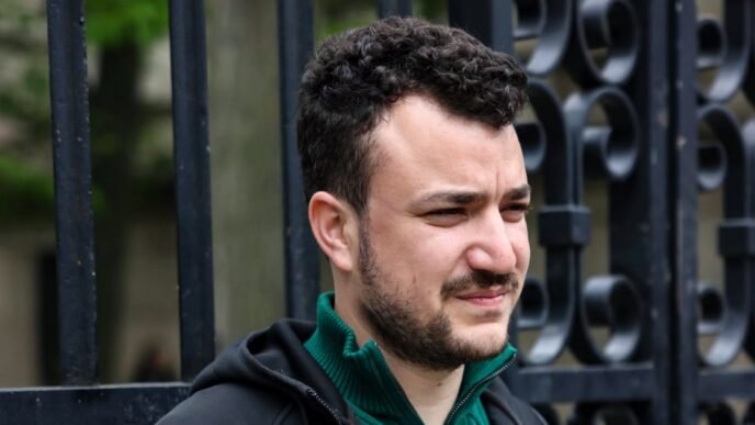 Columbia student Mahmoud Khalil was detained without an arrest warrant, Trump administration says