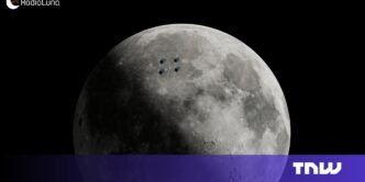 Cosmic radio station could probe early universe from far side of Moon