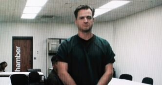 Doctor accused of trying to kill wife by bashing her with rock on Hawaii hike pleads not guilty