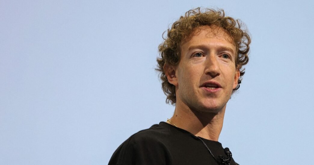 Ex-Facebook employee to tell Congress the company undermined national security