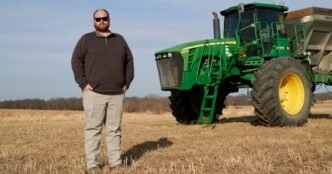 Farmers challenge John Deere's control over equipment repair