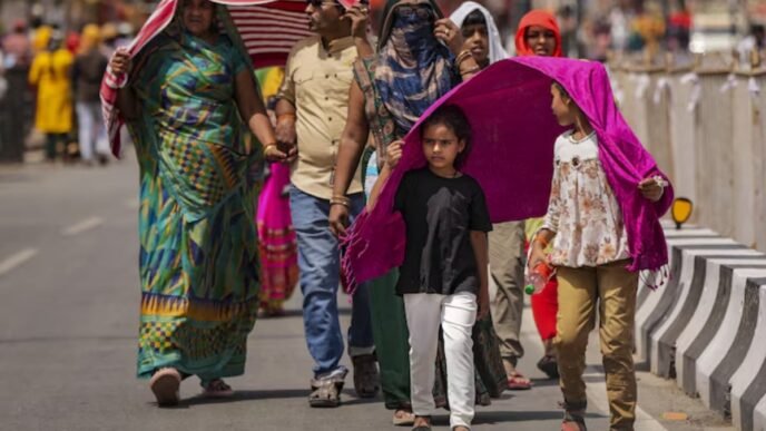 Heatwave alert issued for various parts of Pakistan