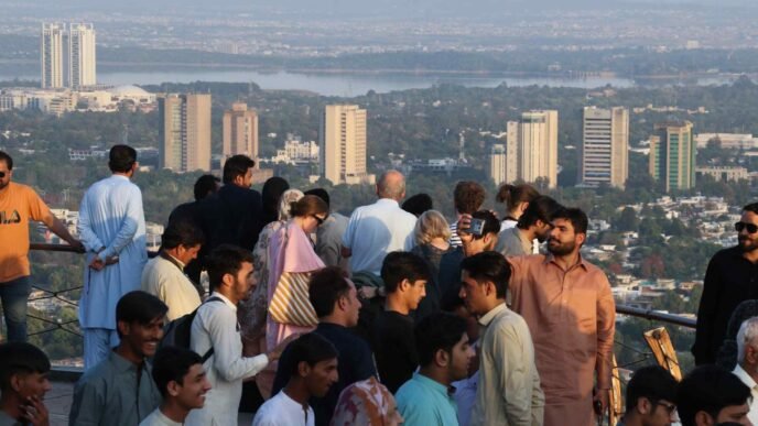 Islamabad's green vistas turn gray as population boom brings concrete wave