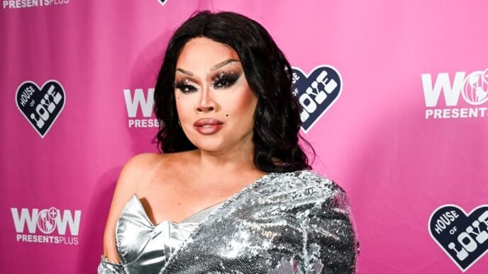 Jiggly Caliente, 'RuPaul's Drag Race' star, dies at 44