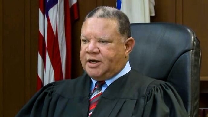 Judge finds ICE agent in contempt and dismisses a case that was midtrial when the defendant was detained