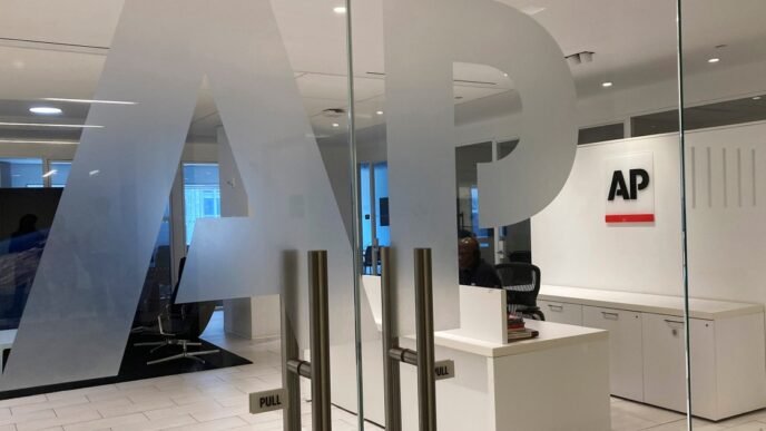 Judge orders White House to lift its ban on The Associated Press