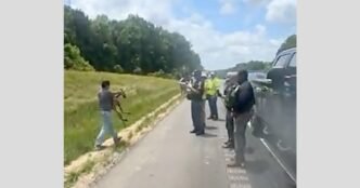 Kangaroo causes collision, stops traffic on Alabama highway