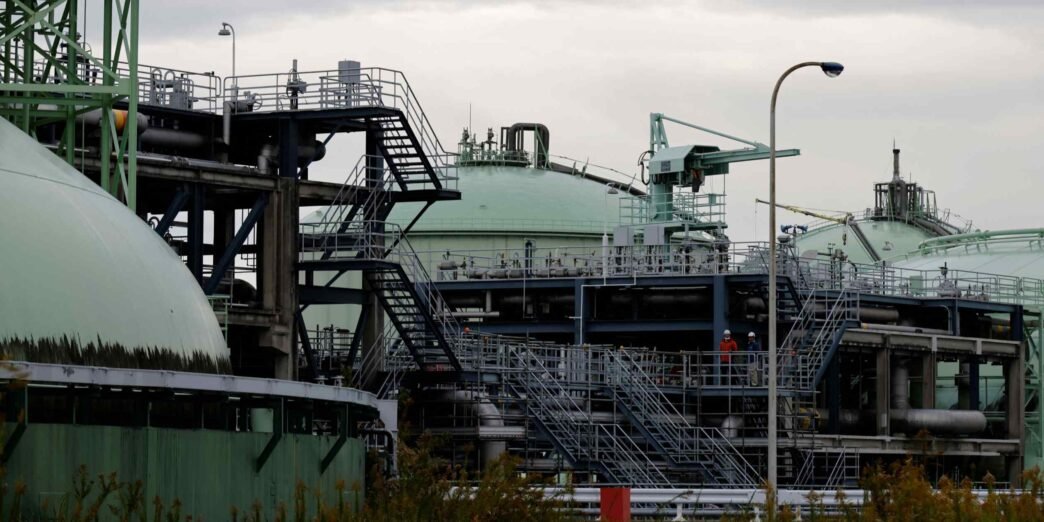 LNG deals with Japan, South Korea could reduce tariffs, U.S. officials hint