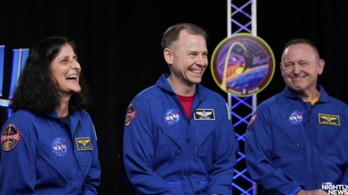 NASA astronauts speak out after return to earth 